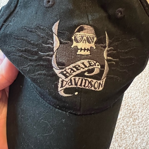 Harley-Davidson Black Embroidered Hat - Picture 2 of 4